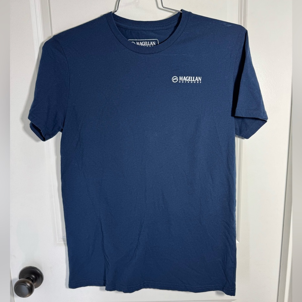 Magellan Outdoors Men's Navy Tee
